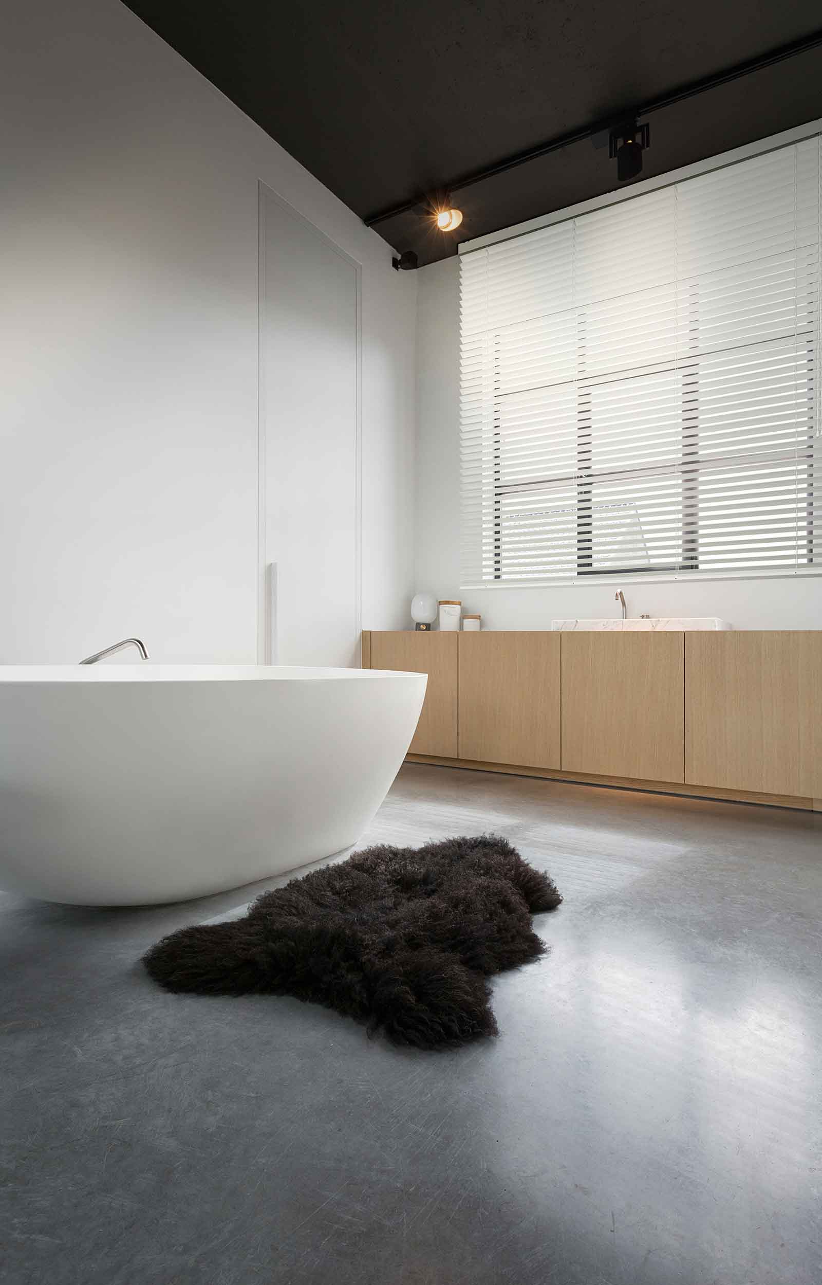 DRVENI VENECIJANERI - Dezen