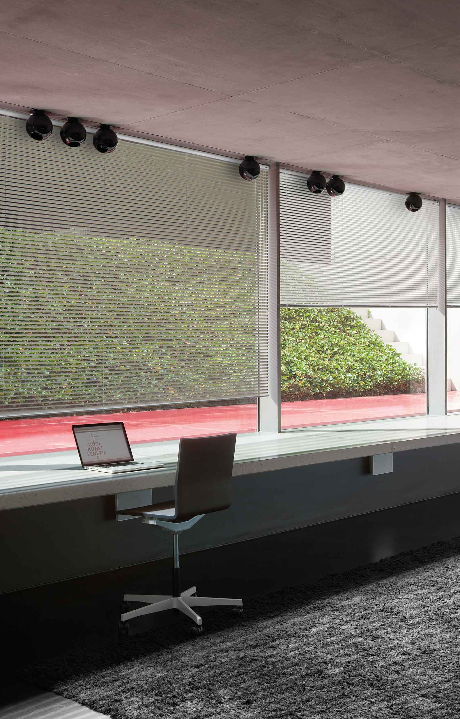 DRVENI VENECIJANERI - Dezen