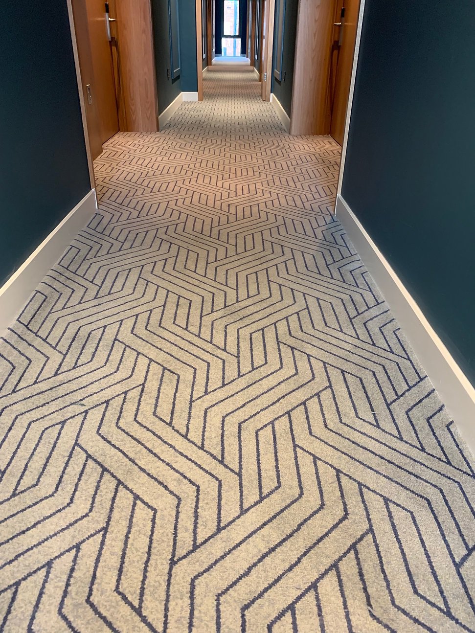 GEOMETRIC - Wilton &amp; Axminster