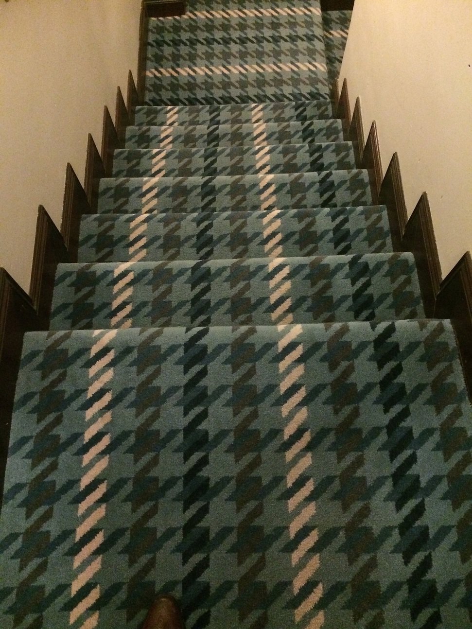 GEOMETRIC - Wilton &amp; Axminster