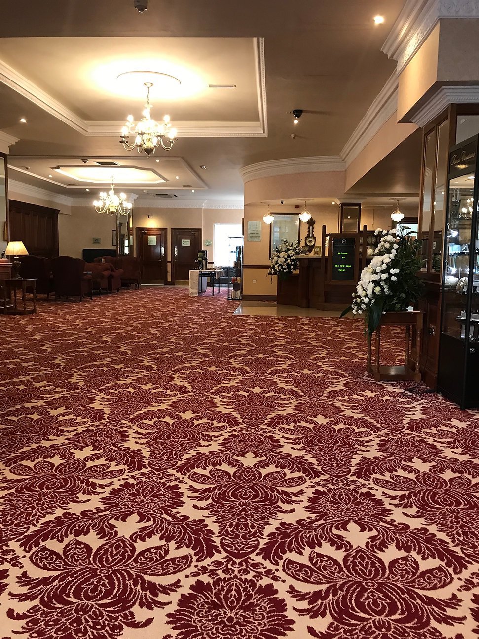 GEOMETRIC - Wilton &amp; Axminster